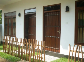 Tanoaks Villa