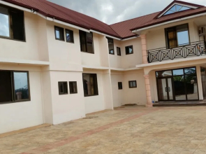 Moonlite Hotel Sunyani Airport