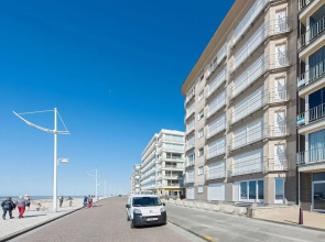 Nevada 101 With top Location Right on the Beach