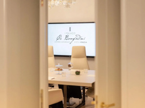 Cà Bonfadini Historic Experience Hotel Venice