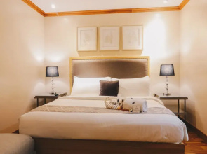 Luxo Suites