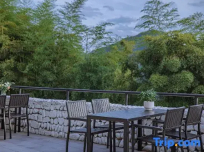 Green Field CHUJI · Yunding Mountain Landscape Leisure Resort (Anji Jiangnan Tianchi Branch)