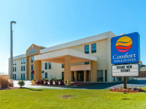 Comfort Inn & Suites LaGrange East