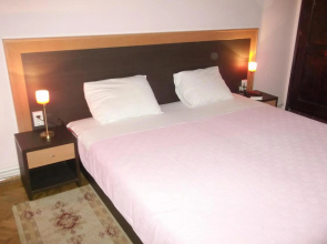 Hotel Vila Silia