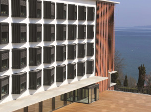 Lake Geneva Hotel