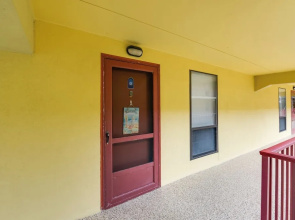Beautiful Brigantine Condo w/ Patio & Beach Access