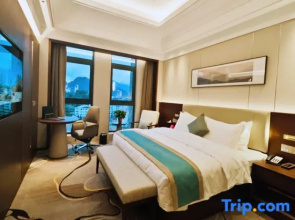 Ying Shan Hong Jinling Grand Hotel