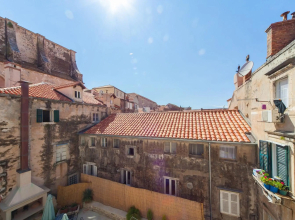 Casa Nobile in old town by AULA