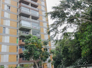 150m da praia com piscina aquecida e sauna