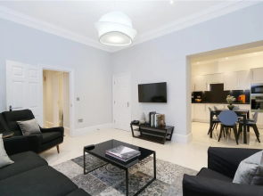 Queensgate Court