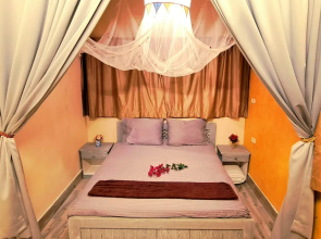 Bungalow With Swimming-pool - Garden - Jacuzzi