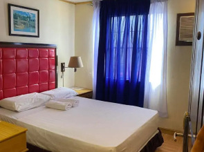 Hotel Sugarland Suite