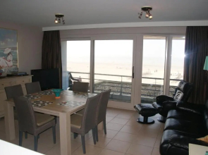 Residentie Sofia, Coxy-Beach, Iepenwal, Kraaienest, Atlantic, Royal, Miramar