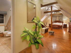 Boutique Hotel Constans