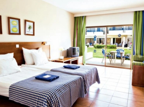 Sunwing Sandy Bay Resort