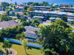 Private Pool, Close to the Beach & Fido Friendly