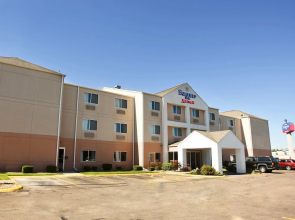 AmericInn by Wyndham Topeka