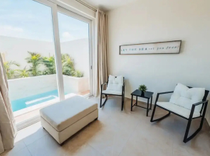 Apartment with pool in Noord Aruba