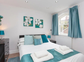 Apartment 4 The Keyes- Stunning & Stylish Apartment With Free Parking