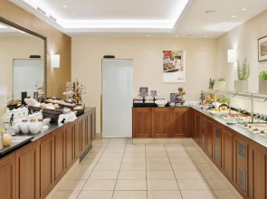 Hotel Astoria Vienna, Curio Collection by Hilton