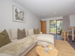Wanaka Cosy and Warm