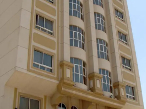 Queen Inn Apartments