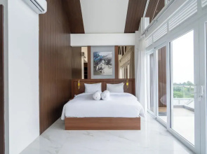 Royal Urban Resort