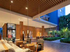 Holiday Inn Express Phuket Patong Beach Central by IHG