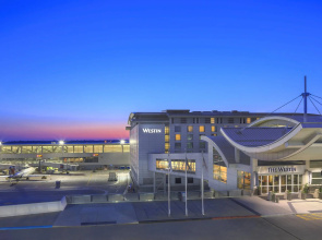 The Westin Detroit Metropolitan Airport