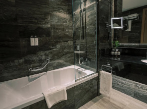 Отель Khalidia Palace Hotel Dubai