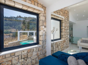 Dion Villa - Pool & Jacuzzi - Sleeps 4 - Zakynthos