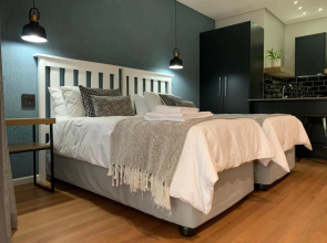 Coral Wood Self Catering Suites And BB
