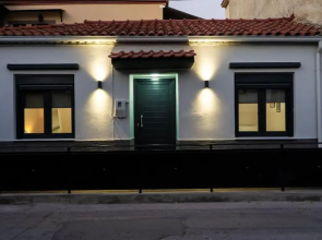 House33