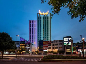 Muong Thanh Luxury Saigon Hotel