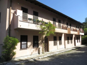 Rashad Studio With Lake View in Baveno