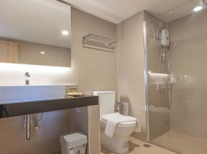 B2 Surat Thani Boutique & Budget Hotel
