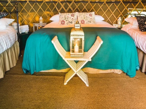 Holly - Yurt-Glamping