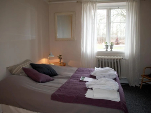 Ny Kirstineberg Gods Bed & Breakfast