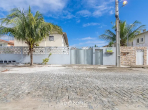 Apt W/pool and Barbecue Near the Beach BA Art003