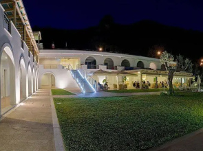 Grotta Di Tiberio