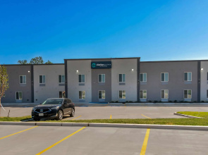 Clarion Pointe Fort Worth East - Arlington