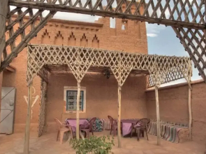 Auberge Tifaoute Kasbah