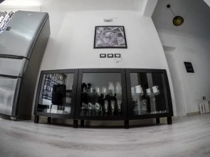 Black&White guest house