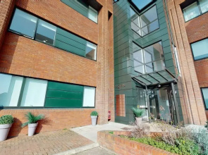 Luxury 1-bed Town Centre South Stevenage