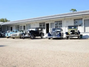 Blackboy Tree Motel