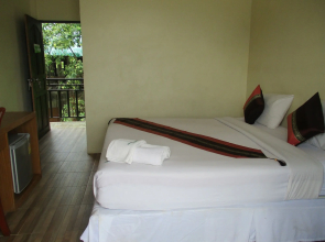 Phi Phi Green House