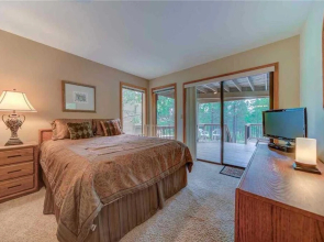 White Elm Lane 26