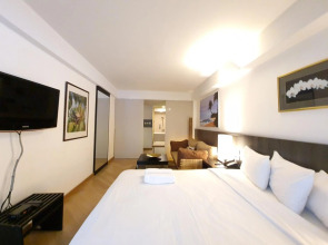 Somewhere to Escape - Hometel