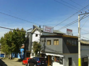 Hostal Juanita Lazo B & B