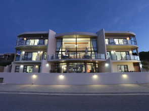 Bar T Nique Guest House